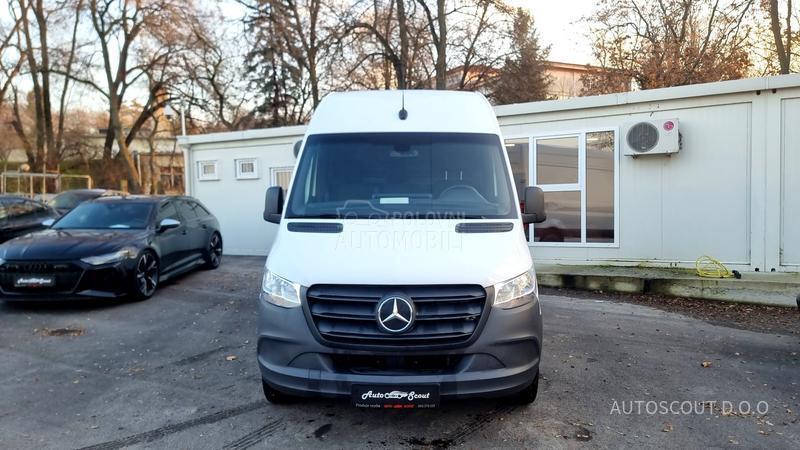 Mercedes Benz Sprinter eSprinter L2H2