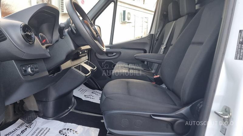 Mercedes Benz Sprinter eSprinter L2H2