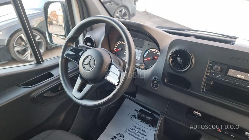 Mercedes Benz Sprinter eSprinter L2H2