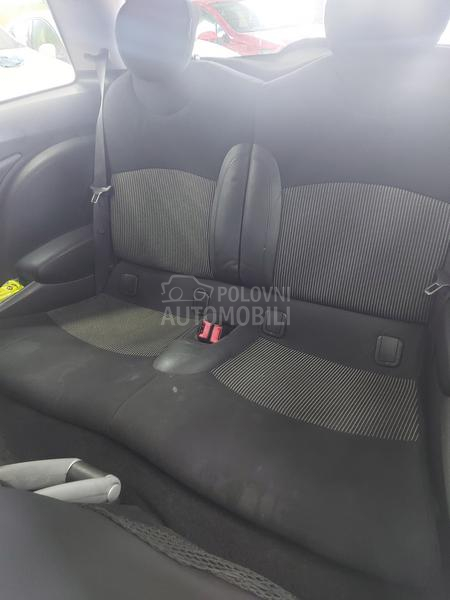 MINI Cooper 1.6