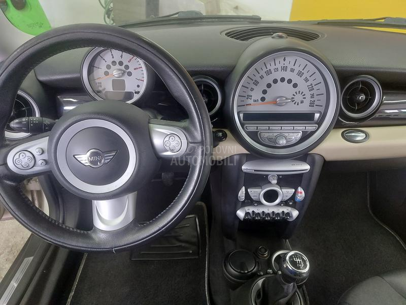 MINI Cooper 1.6