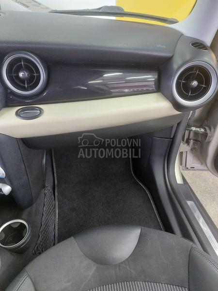 MINI Cooper 1.6