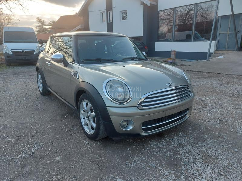 MINI Cooper 1.6