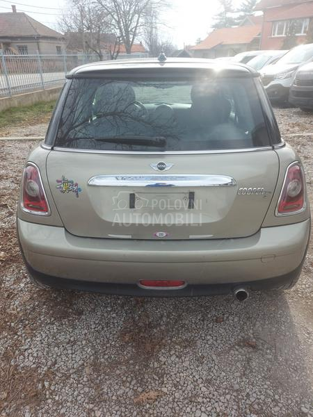 MINI Cooper 1.6
