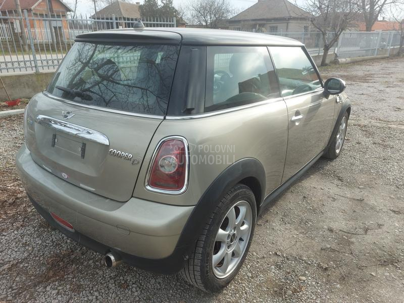MINI Cooper 1.6