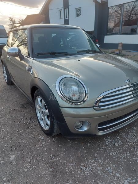 MINI Cooper 1.6
