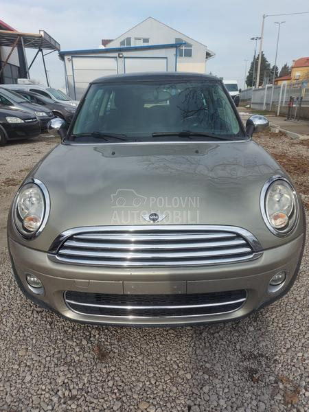 MINI Cooper 1.6