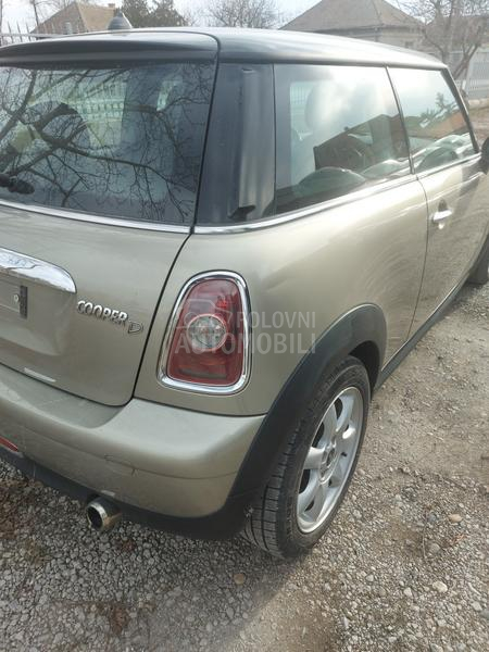 MINI Cooper 1.6