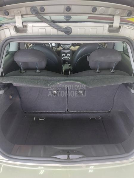 MINI Cooper 1.6
