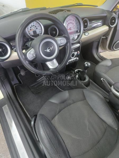 MINI Cooper 1.6