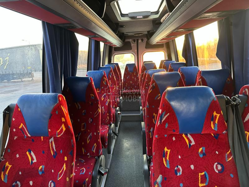 Mercedes Benz sprinter