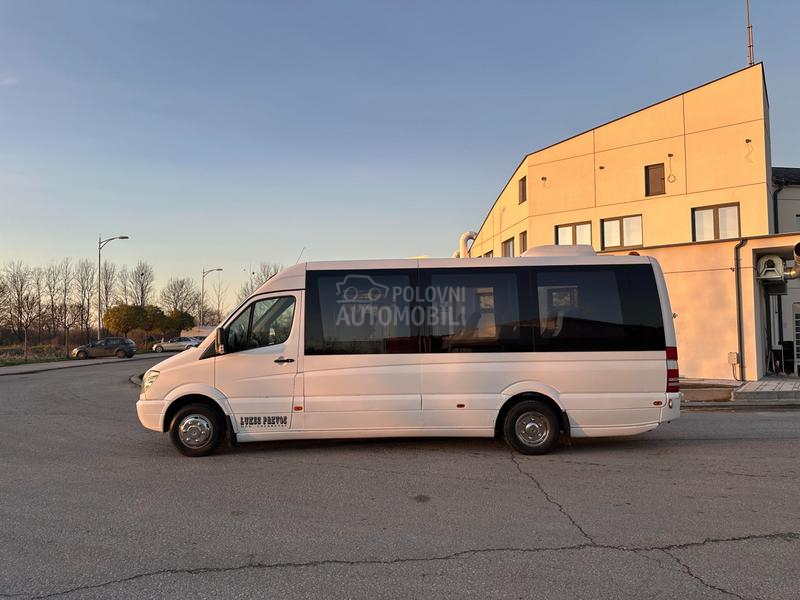 Mercedes Benz sprinter