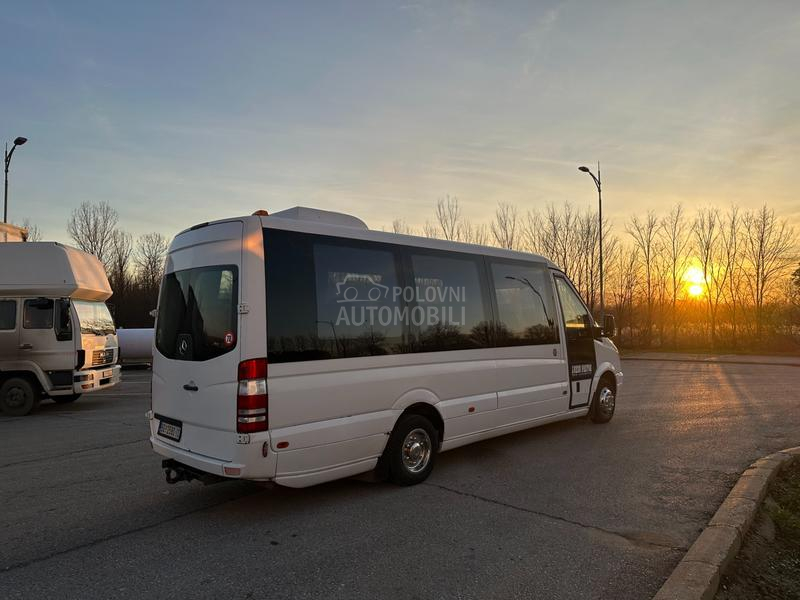 Mercedes Benz sprinter