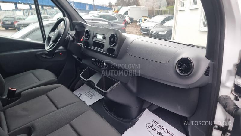 Mercedes Benz Sprinter eSprinter L2H2