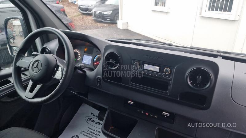 Mercedes Benz Sprinter eSprinter L2H2
