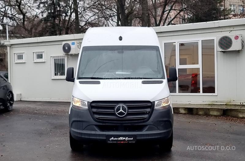 Mercedes Benz Sprinter eSprinter L2H2