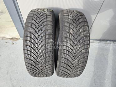 Semperit 215/55 R17 Zimska 