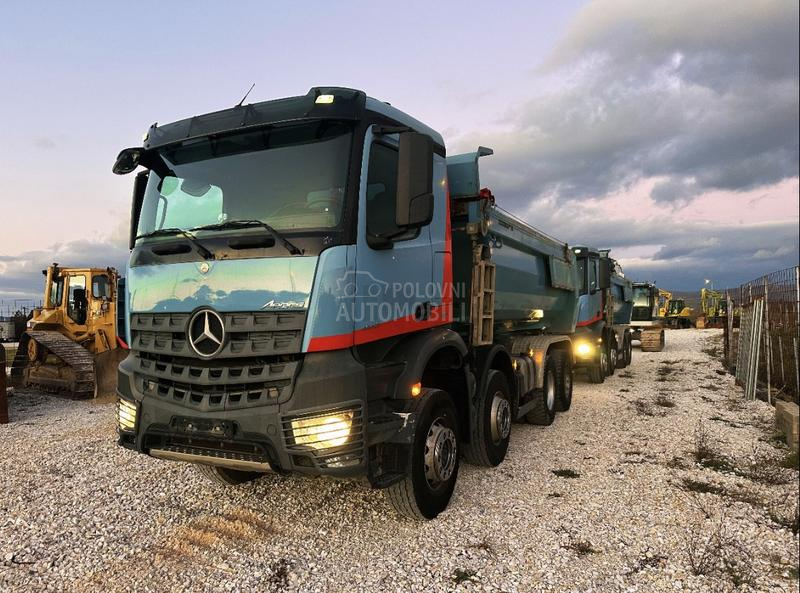 Mercedes Benz AROCS