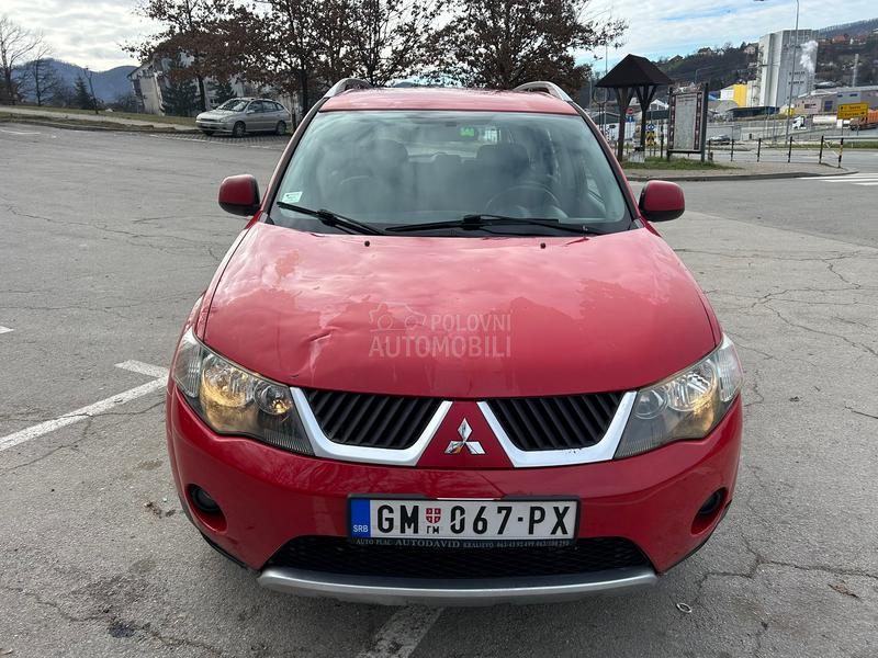 Mitsubishi Outlander 