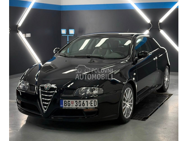 Alfa Romeo GT Buduci Klasici