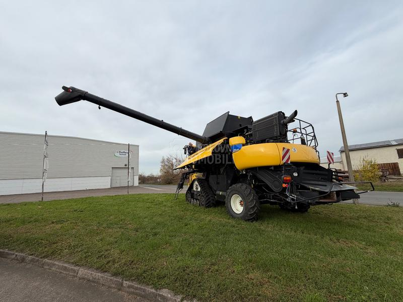 New Holland Cr 9090