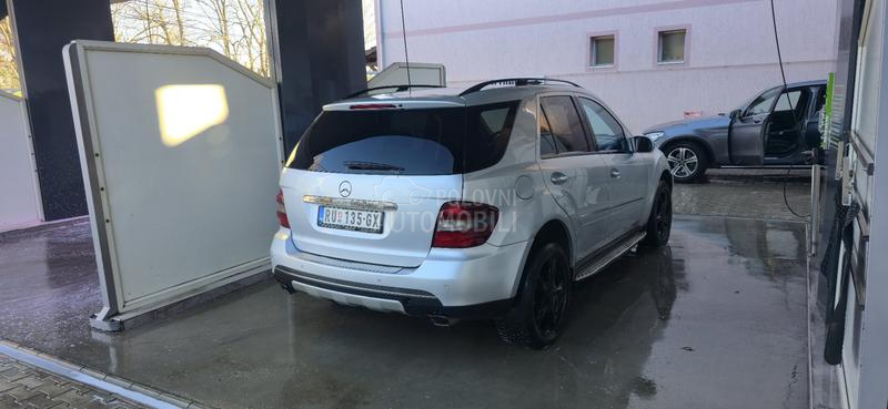 Mercedes Benz ML 320 