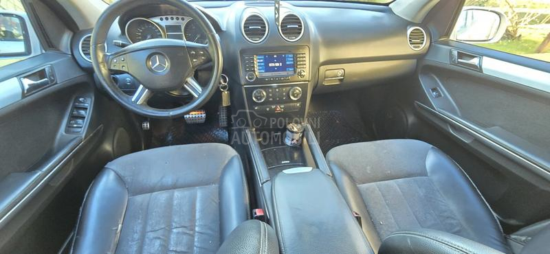 Mercedes Benz ML 320 