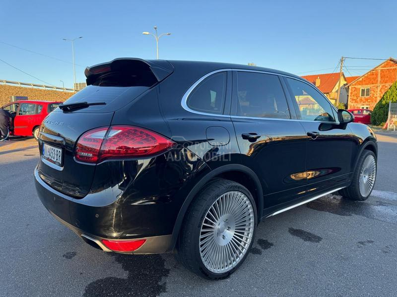 Porsche Cayenne 