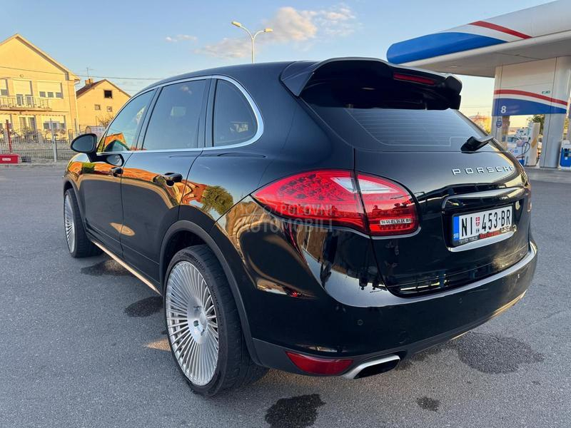 Porsche Cayenne 