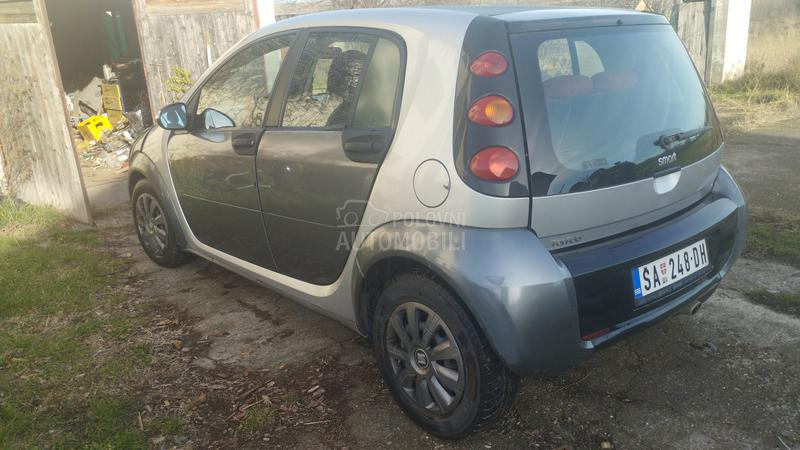 Smart ForFour 13