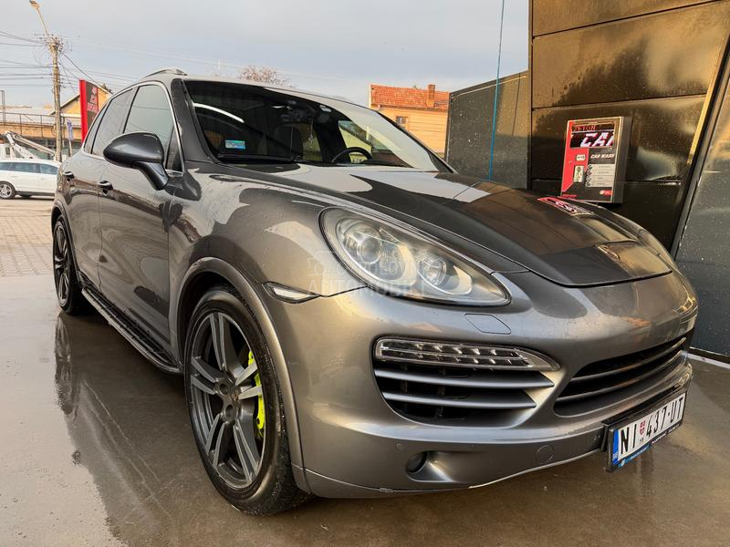 Porsche Cayenne 