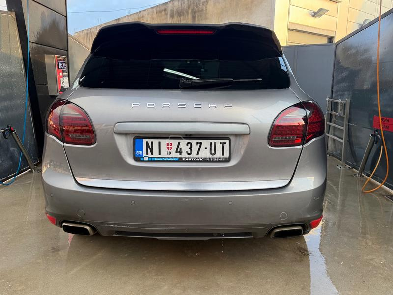 Porsche Cayenne 