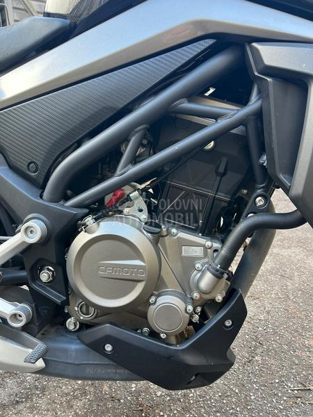 CFMOTO NK300
