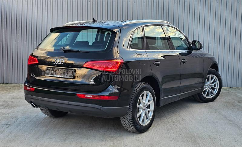 Audi Q5 2.0tdi/4x4/158oook m