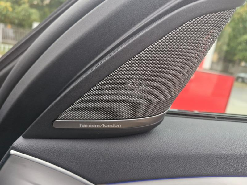 BMW 520 Xdrive,soft close,l