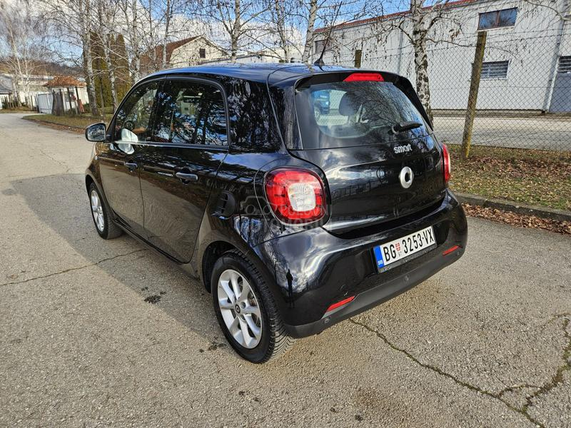 Smart ForFour 