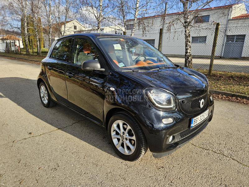 Smart ForFour 