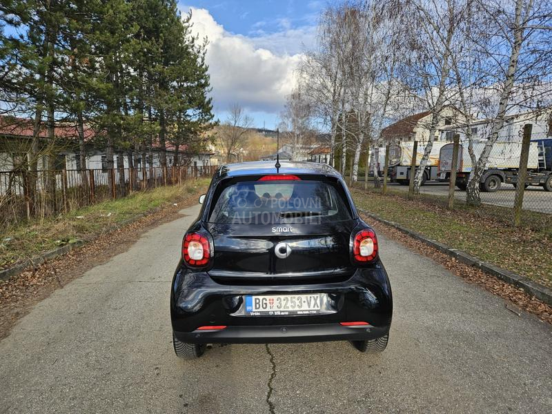 Smart ForFour 