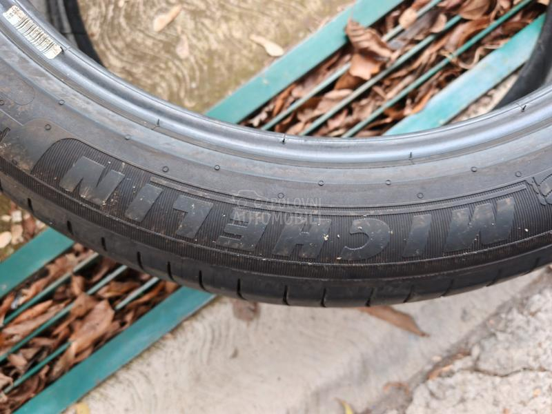 Michelin 235/45 R20 Letnja