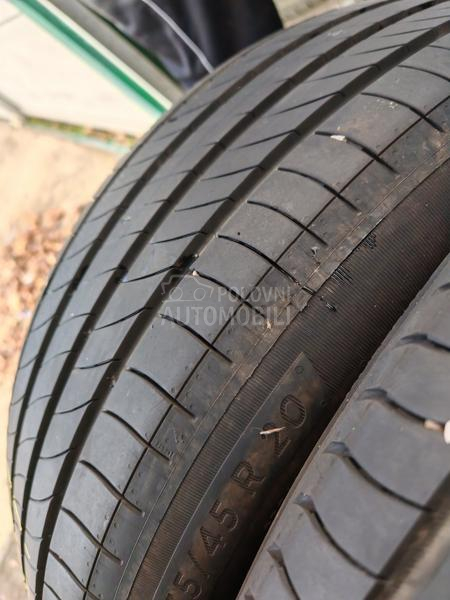 Michelin 235/45 R20 Letnja