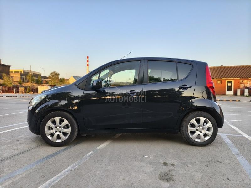 Opel Agila 