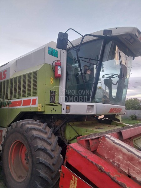 Claas mega 208