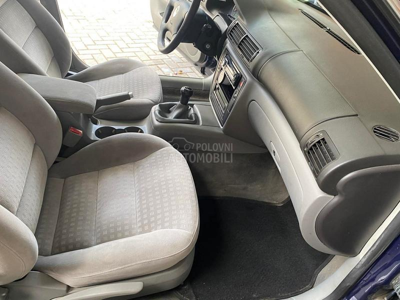 Volkswagen Passat B5.5 
