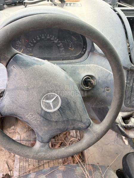 Mercedes Benz Vito 
