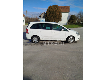 Opel Zafira 