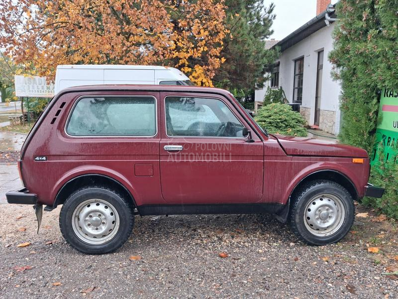 Lada Niva 