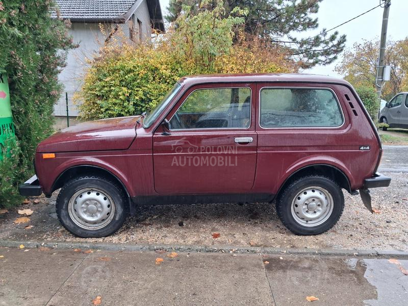 Lada Niva 