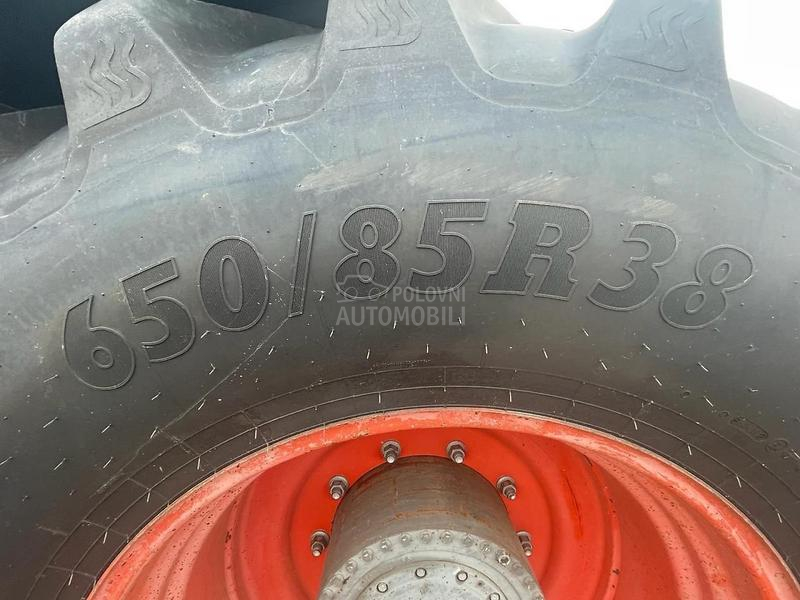 Claas Xerion 3800 Trac VC