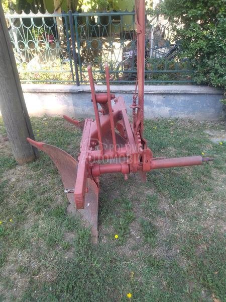 IMT 755 niški klirens