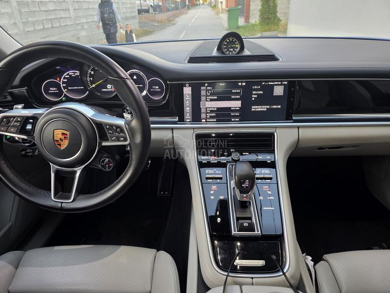 Porsche Panamera 4S E hybrid